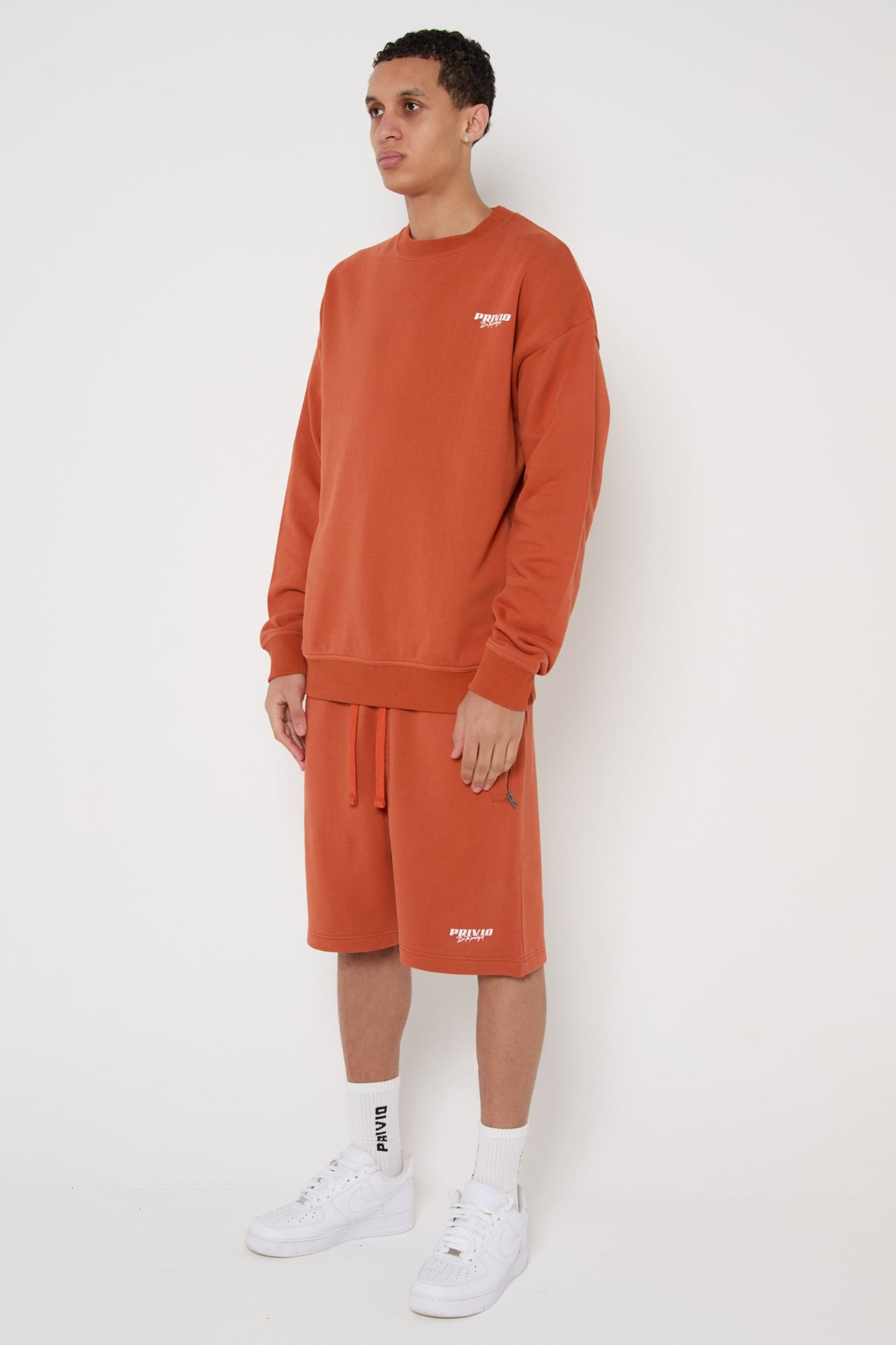 PRIVIO HEAVY LOGO SWEATER