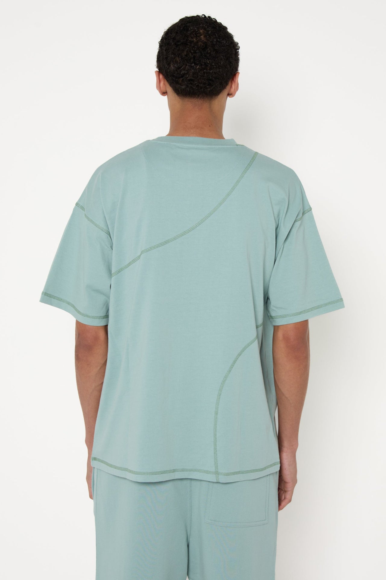 PRIVIO FLATLOCK STITCH T-SHIRT