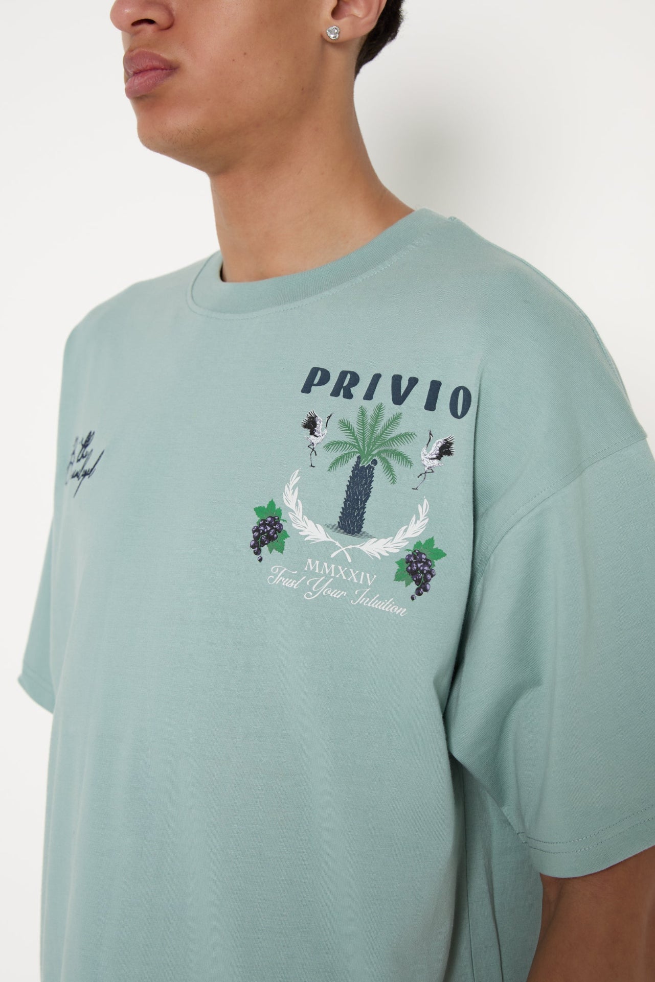 PRIVIO TRUST T-SHIRT