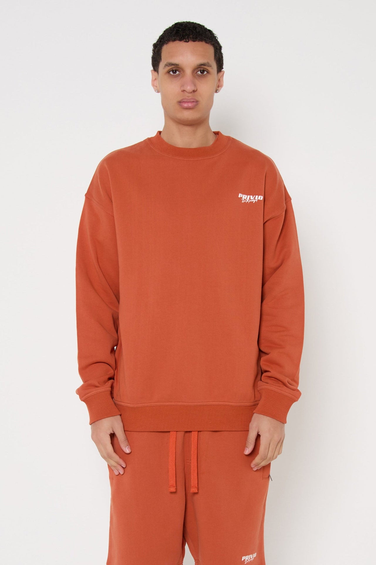 PRIVIO HEAVY LOGO SWEATER