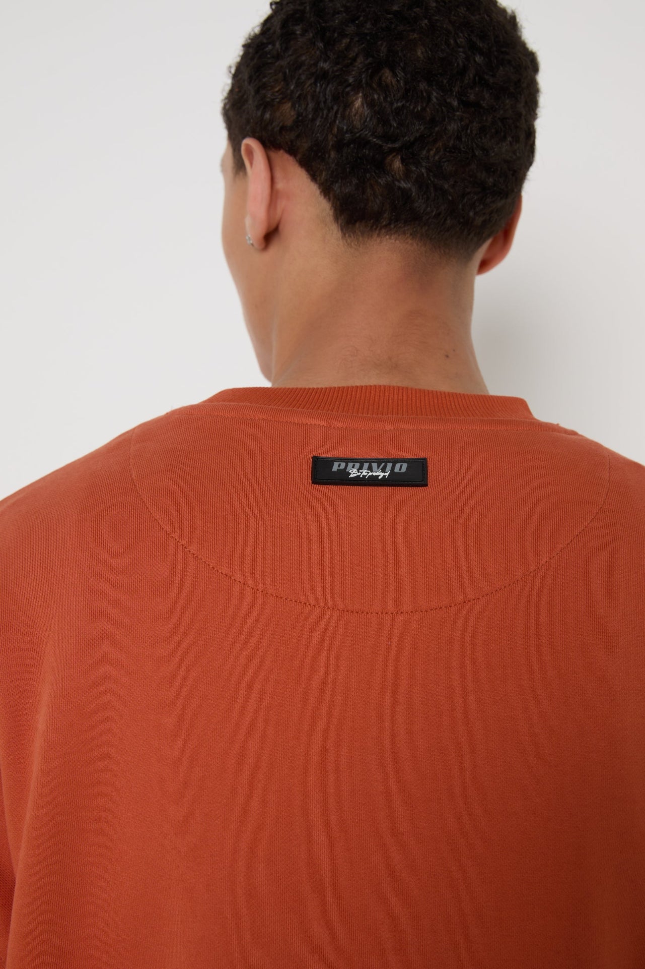 PRIVIO HEAVY LOGO SWEATER