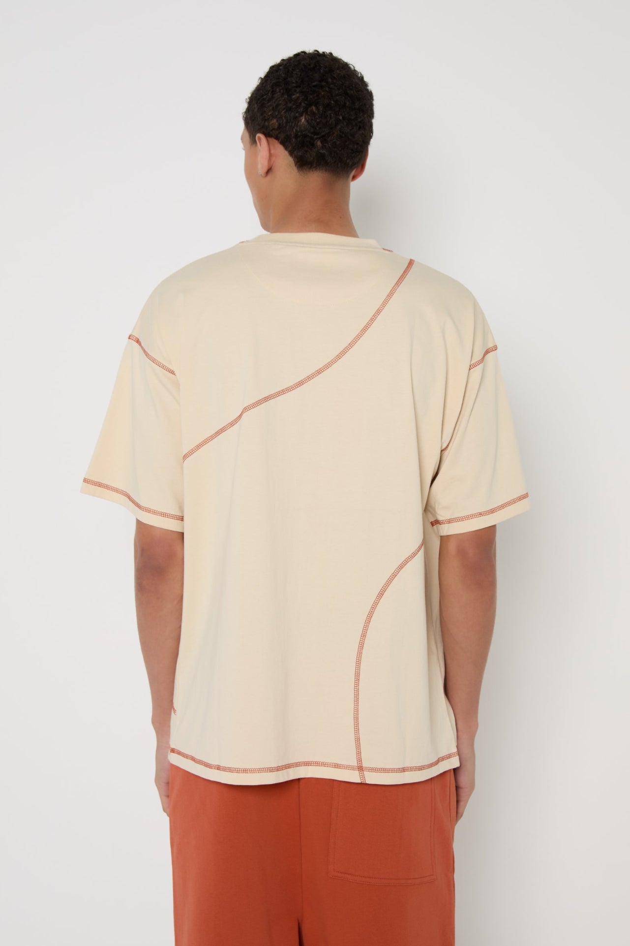 PRIVIO FLATLOCK STITCH T-SHIRT