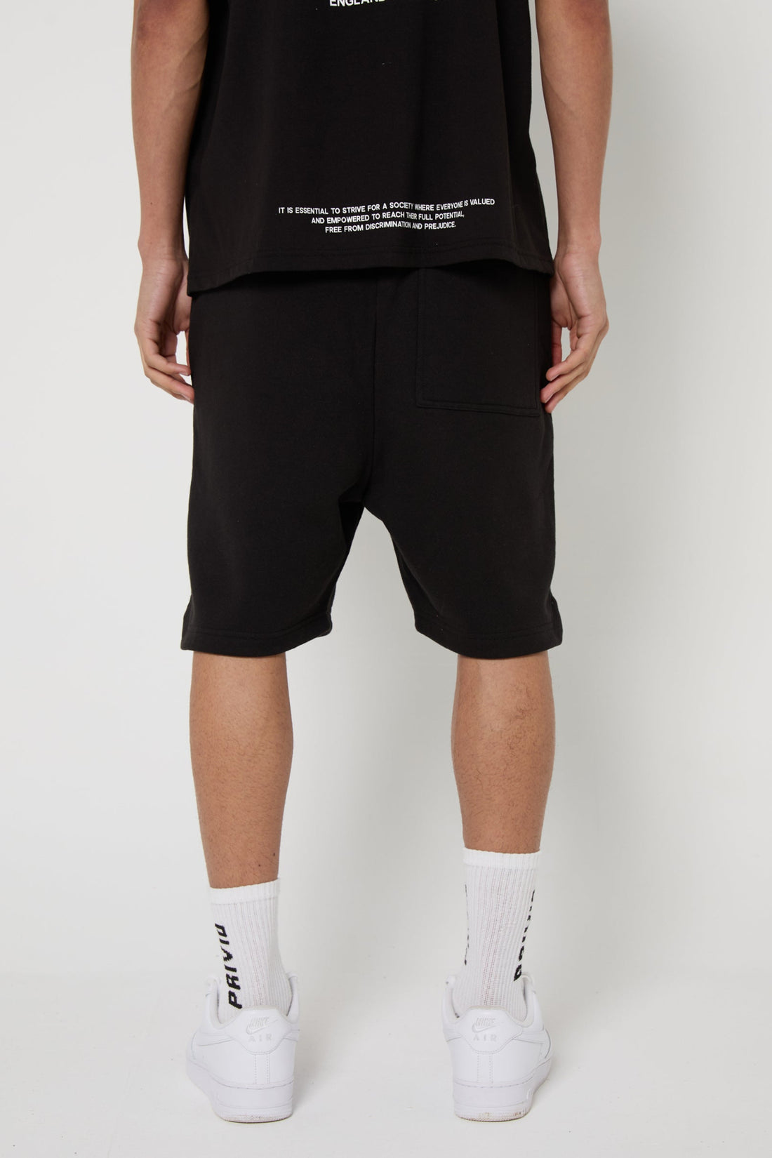 PRIVIO EMBROIDERY SHORTS