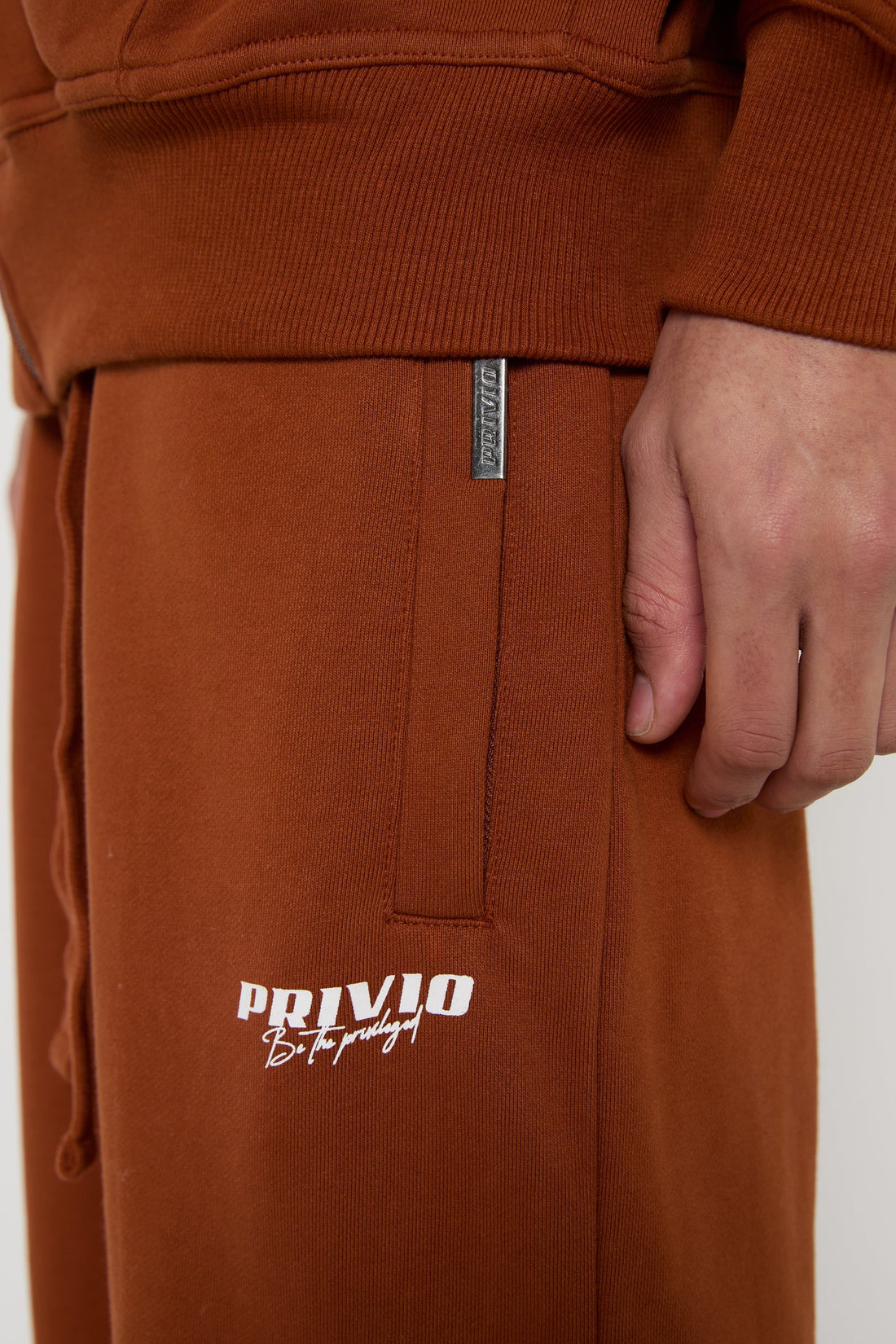 HEAVY LOGO SWEATPANTS