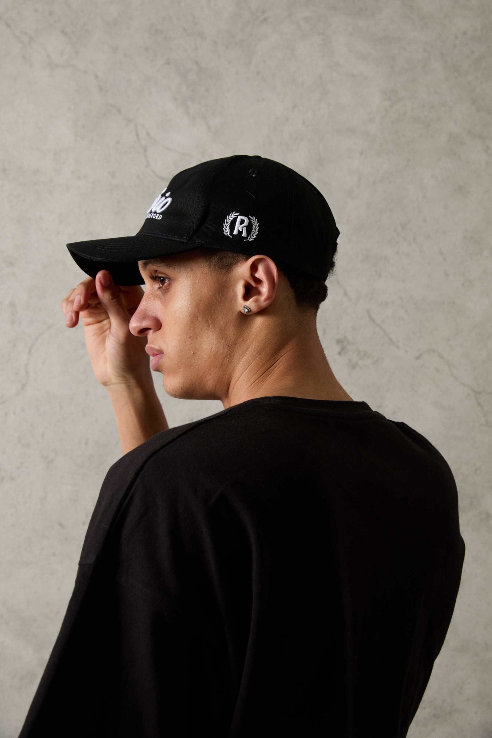 CONTRAST PRIVIO LOGO CAP