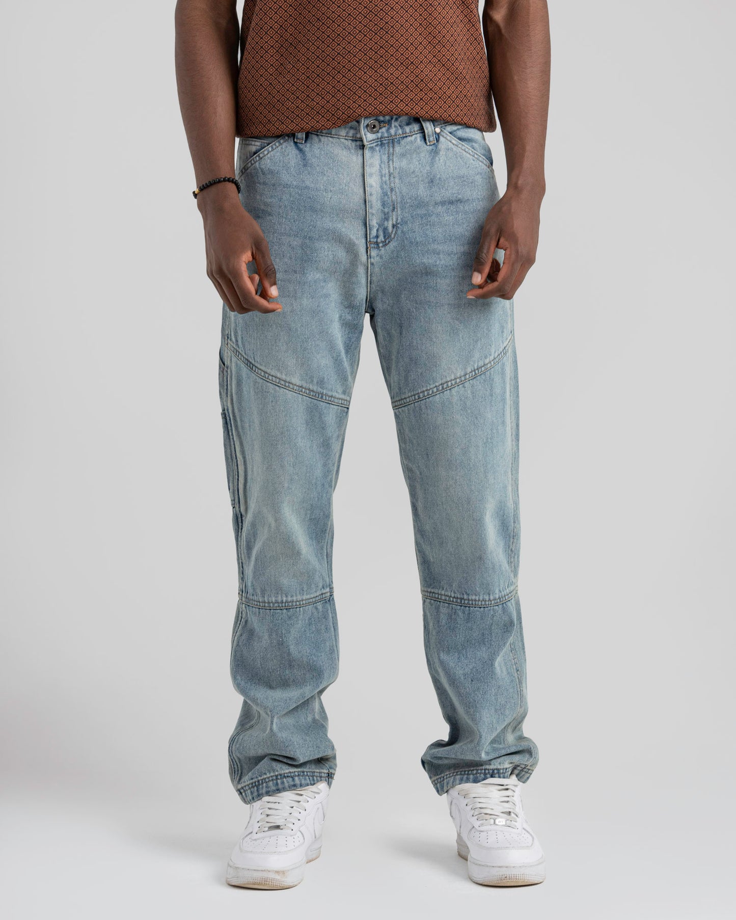 RELAXED FIT CUT AND SEW PANEL DENIM