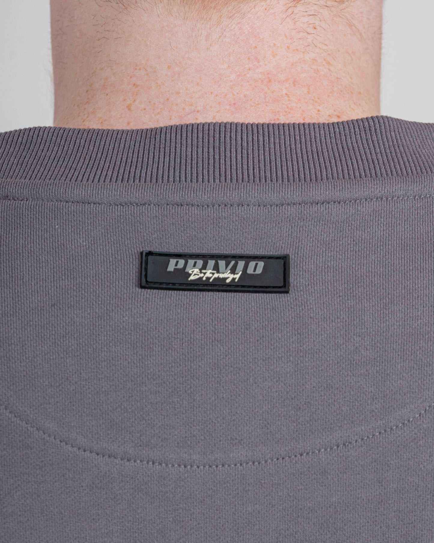 HEAVY LOGO SWEATER