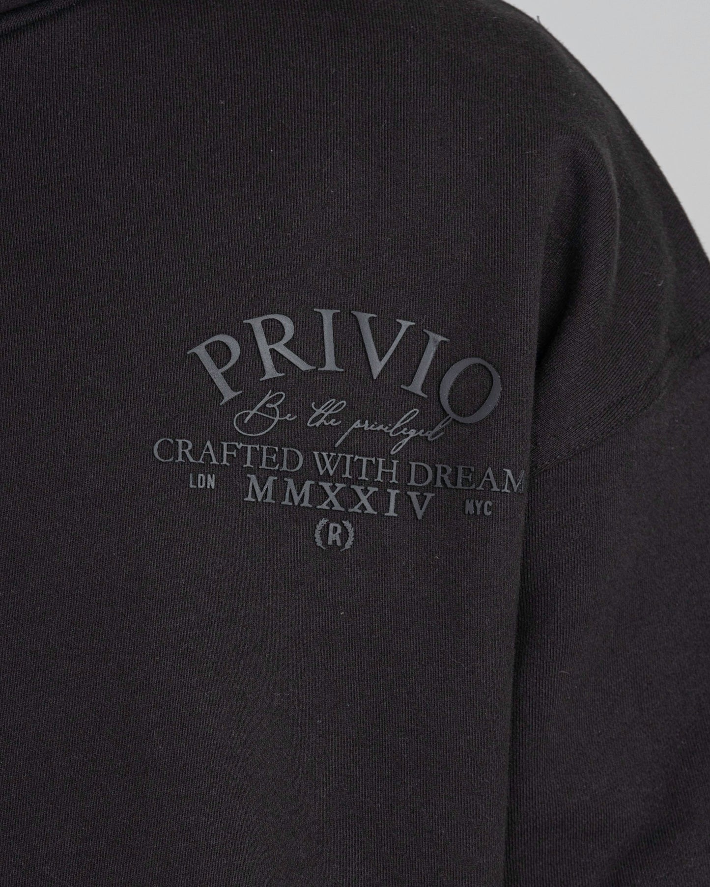 PRIVIO DREAM HOODIE