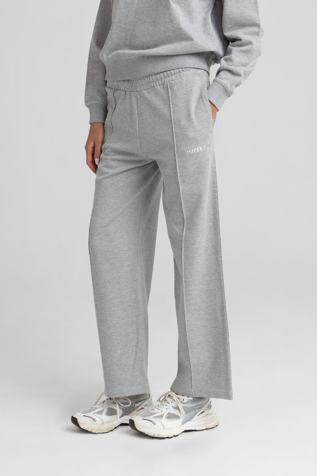 PRIVIO WIDE LEG JOGGER