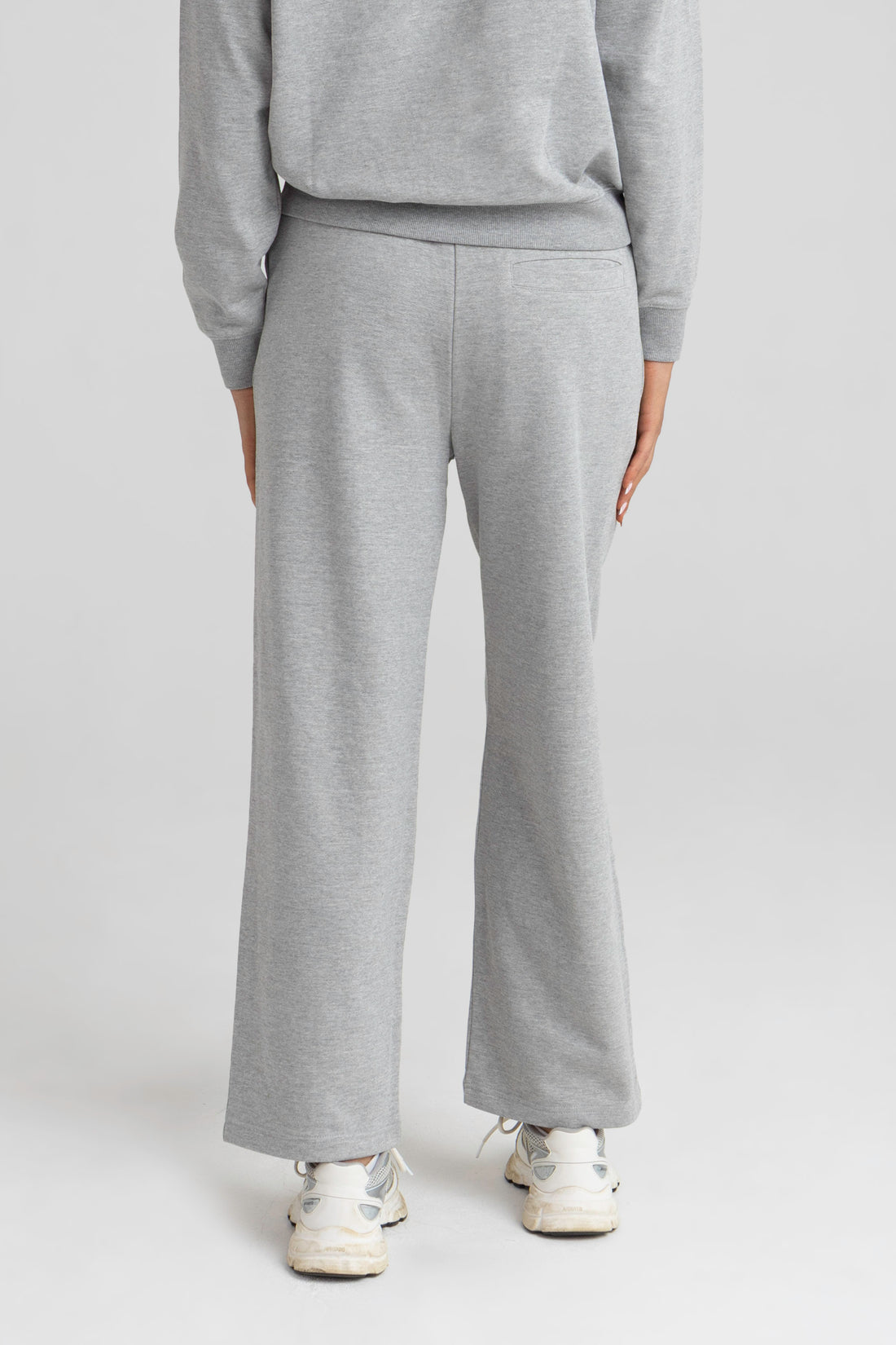 PRIVIO WIDE LEG JOGGER