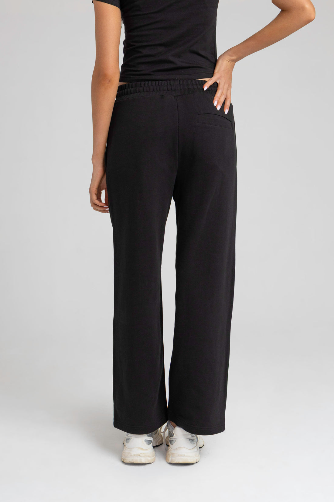 PRIVIO WIDE LEG JOGGER