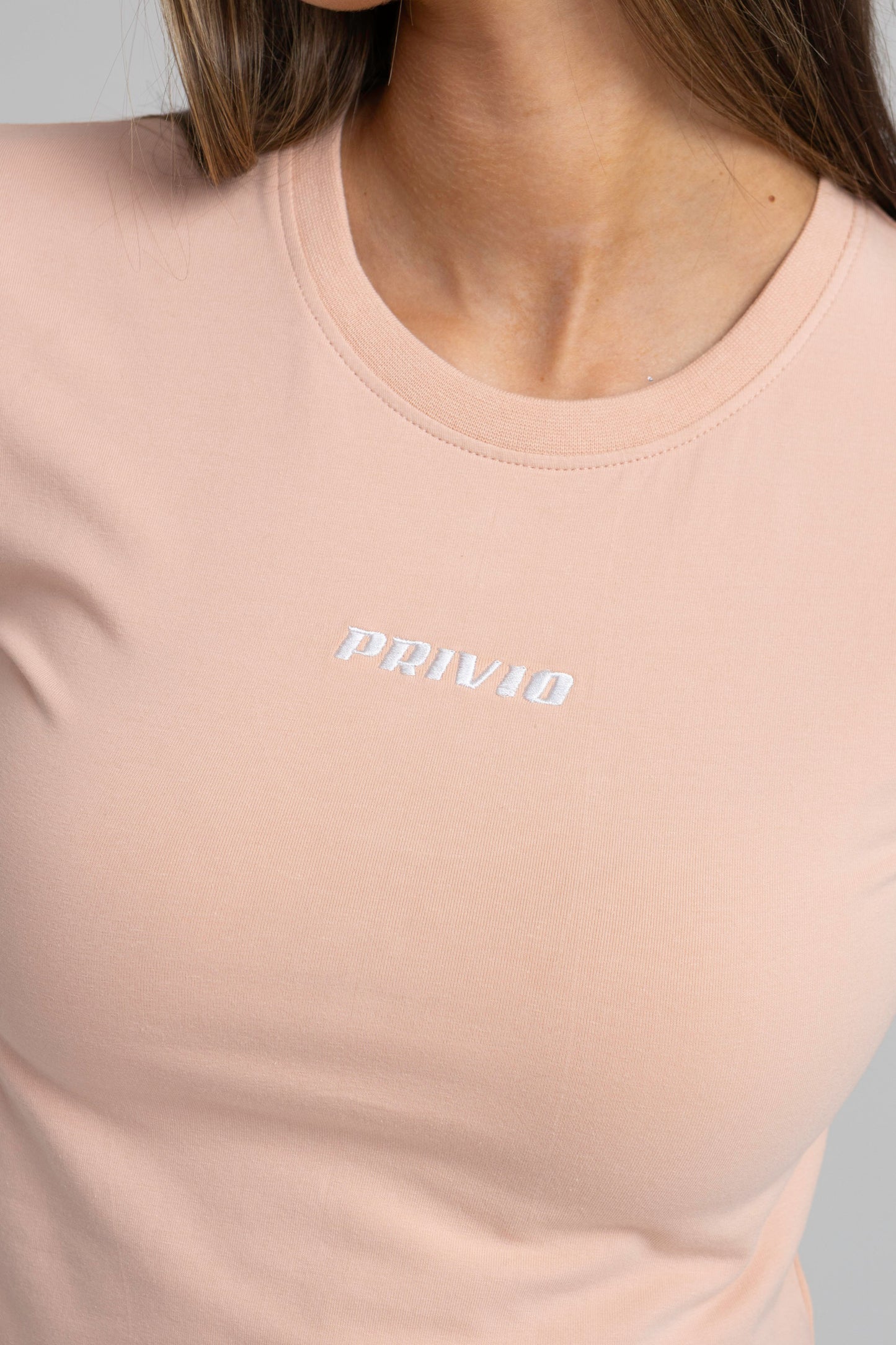 CLASSIC FITTED T-SHIRT