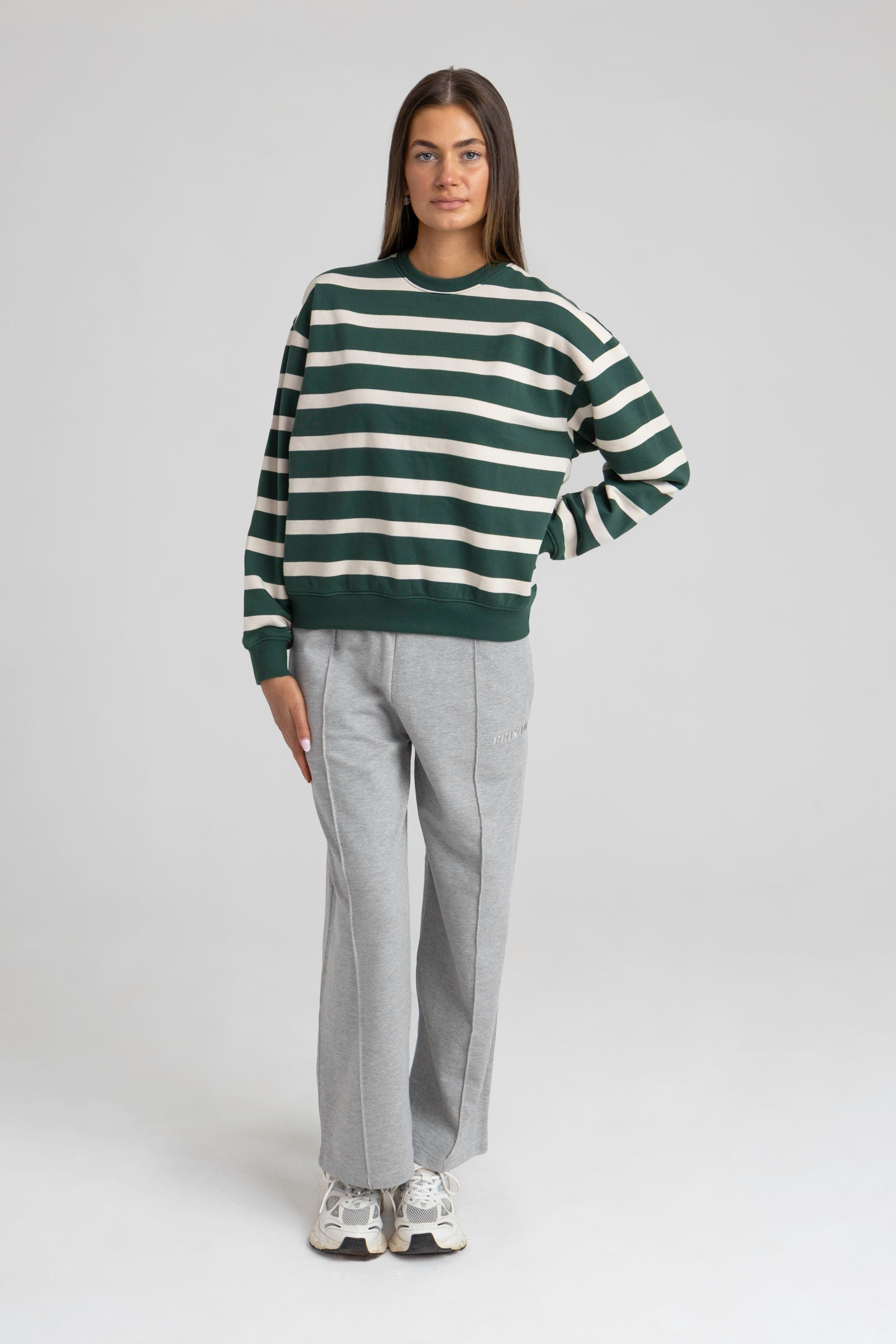 LINE PRINT SWEATSHIRT