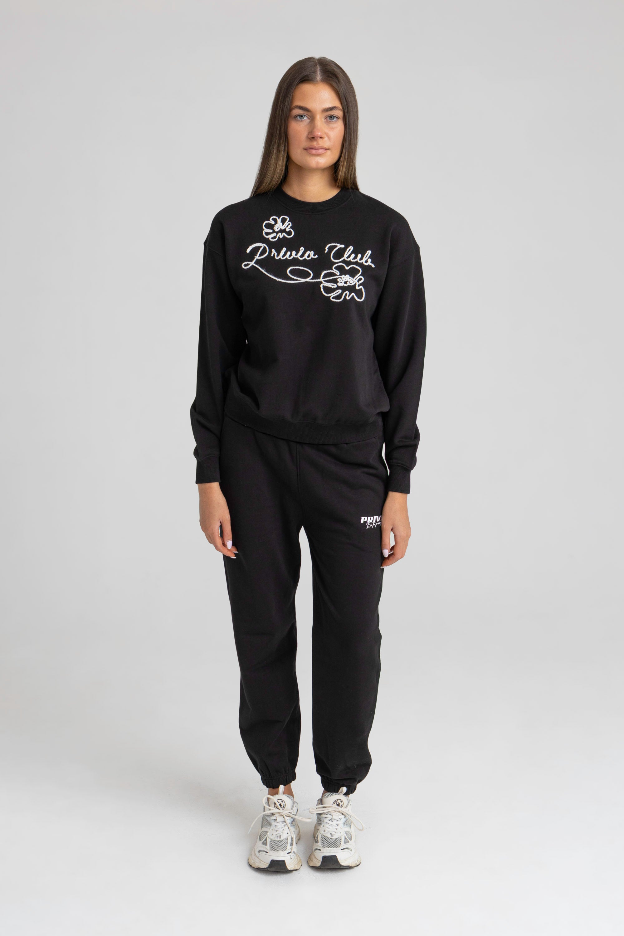 ROPE EMBRODIERY SWEATSHIRT