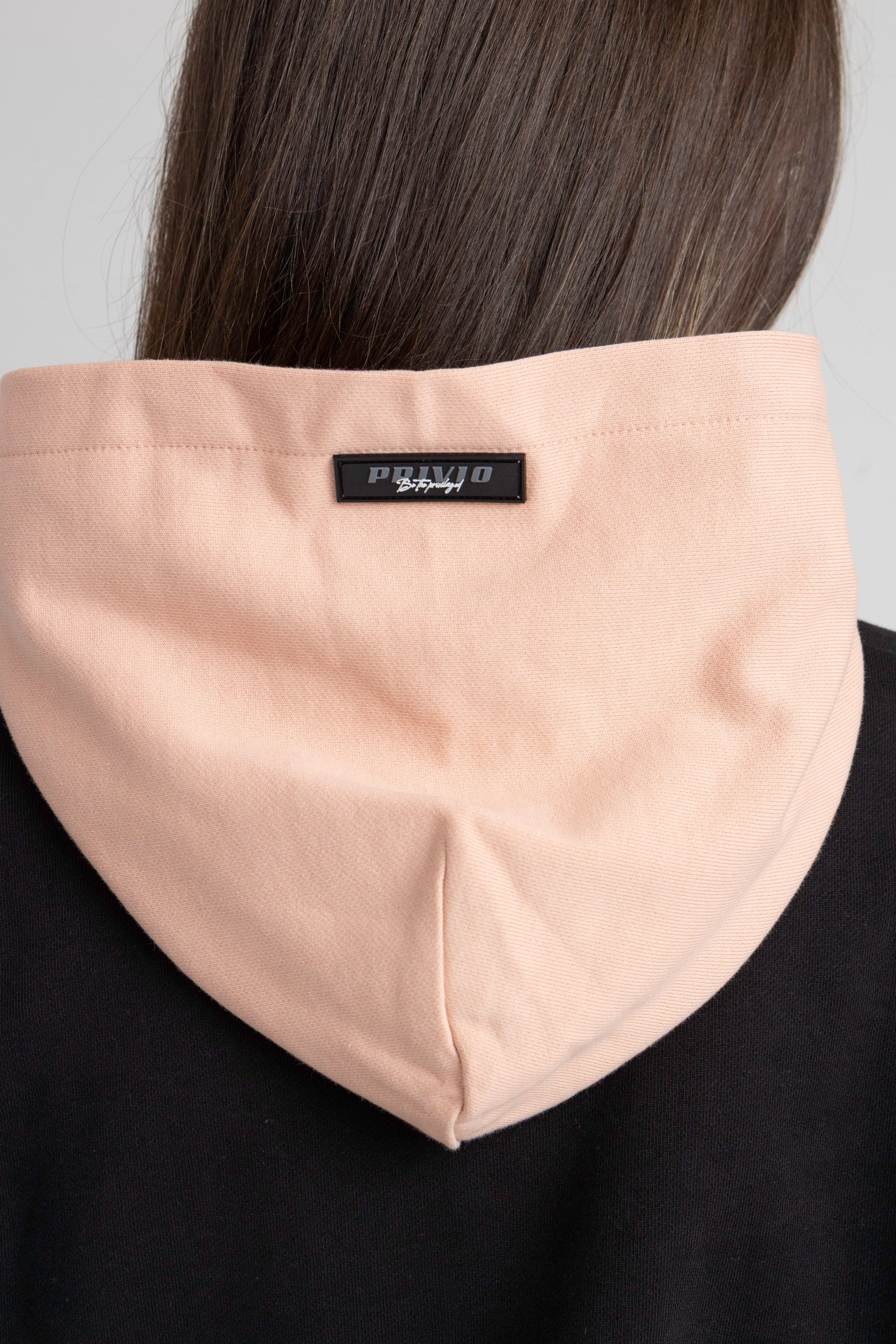 PRIVIO CONTRAST SLEEVE HOODY