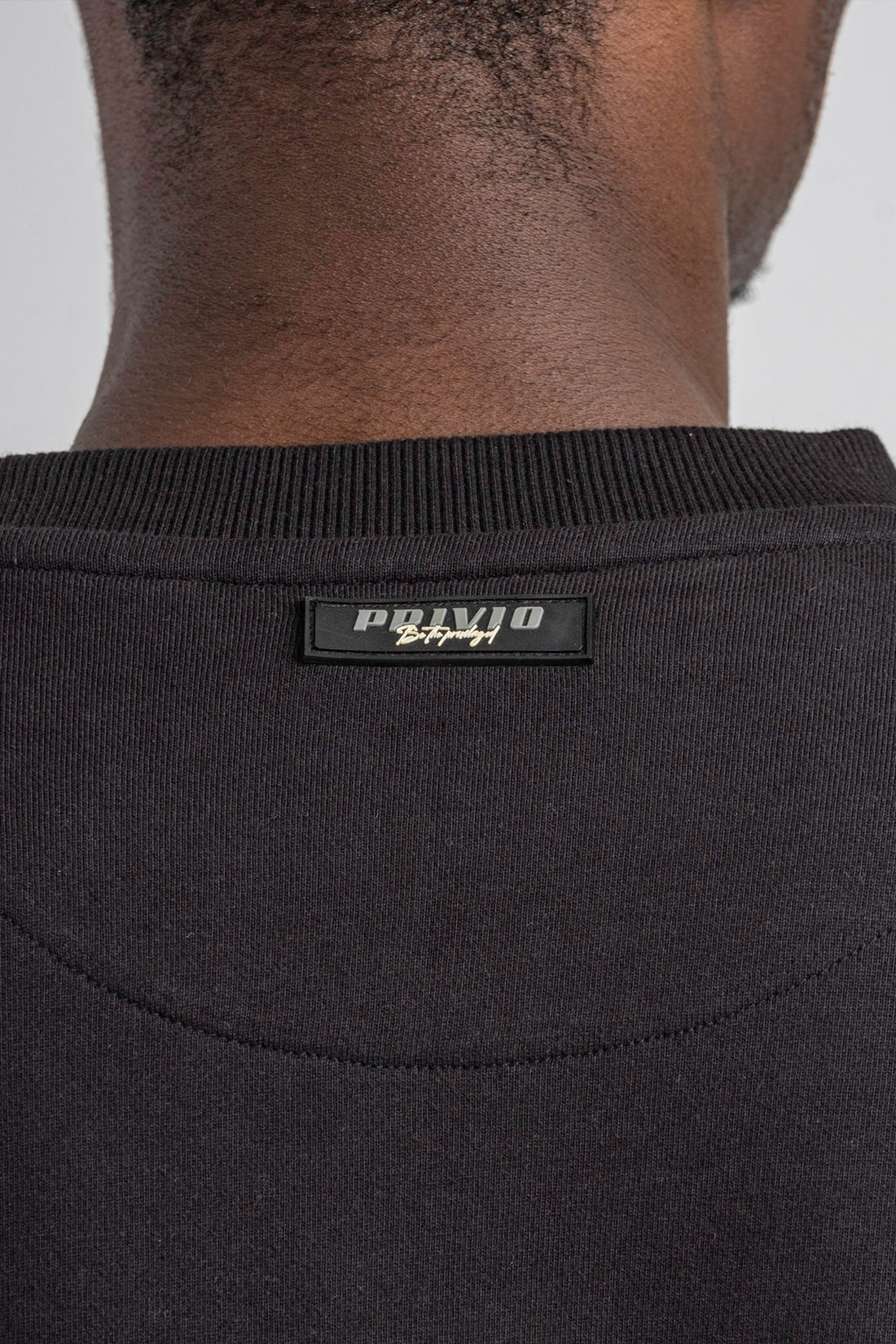 PRIVIO BASIC SWEATER