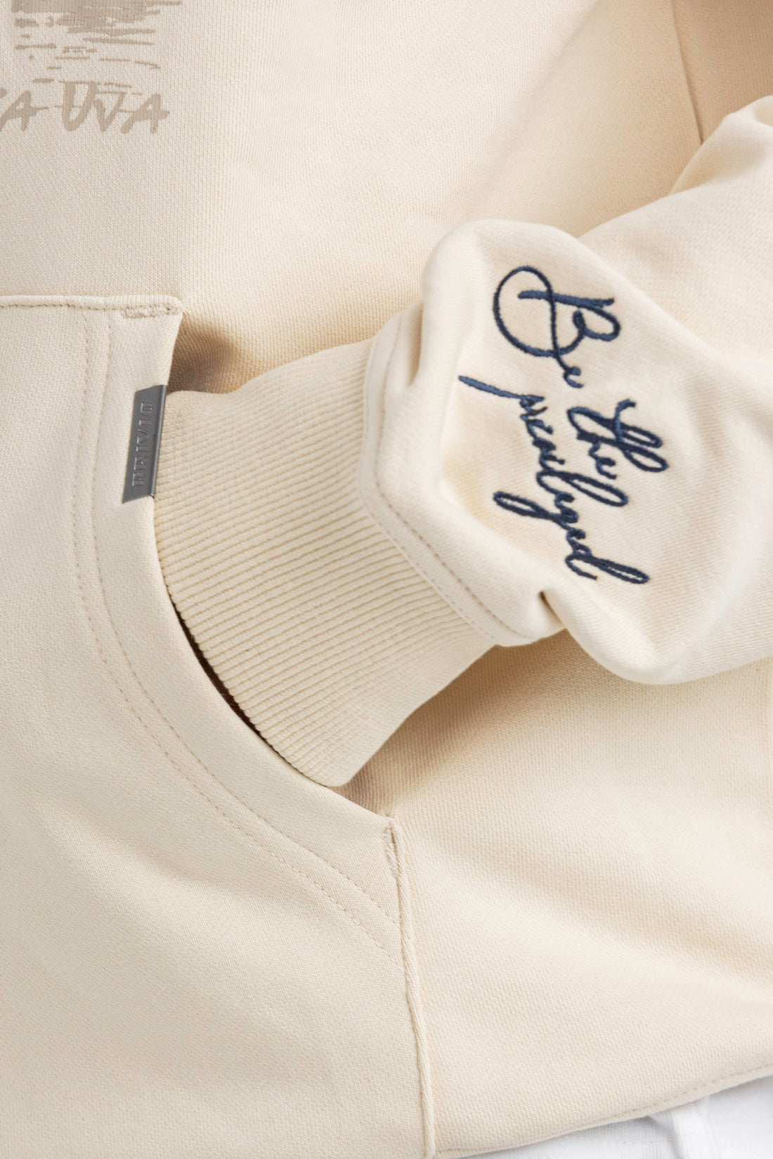 PRIVIO COSTA RICA HOODIE